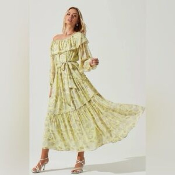 ASTR The Label Kaylani Floral Maxi Dress Yellow Peasant Prairie Sz Large Flowy - Picture 1 of 11